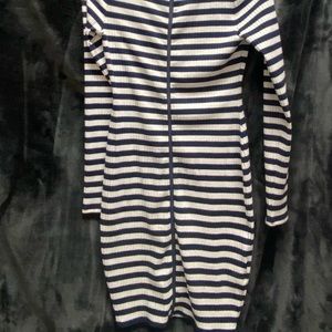 Express long sleeve body dress